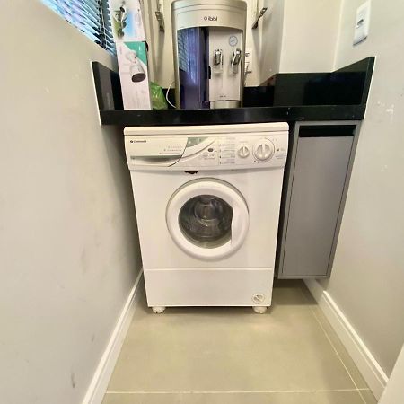 Apartamento Aconchegante E Moderno No Centro De Balneário Camboriú Exteriör bild