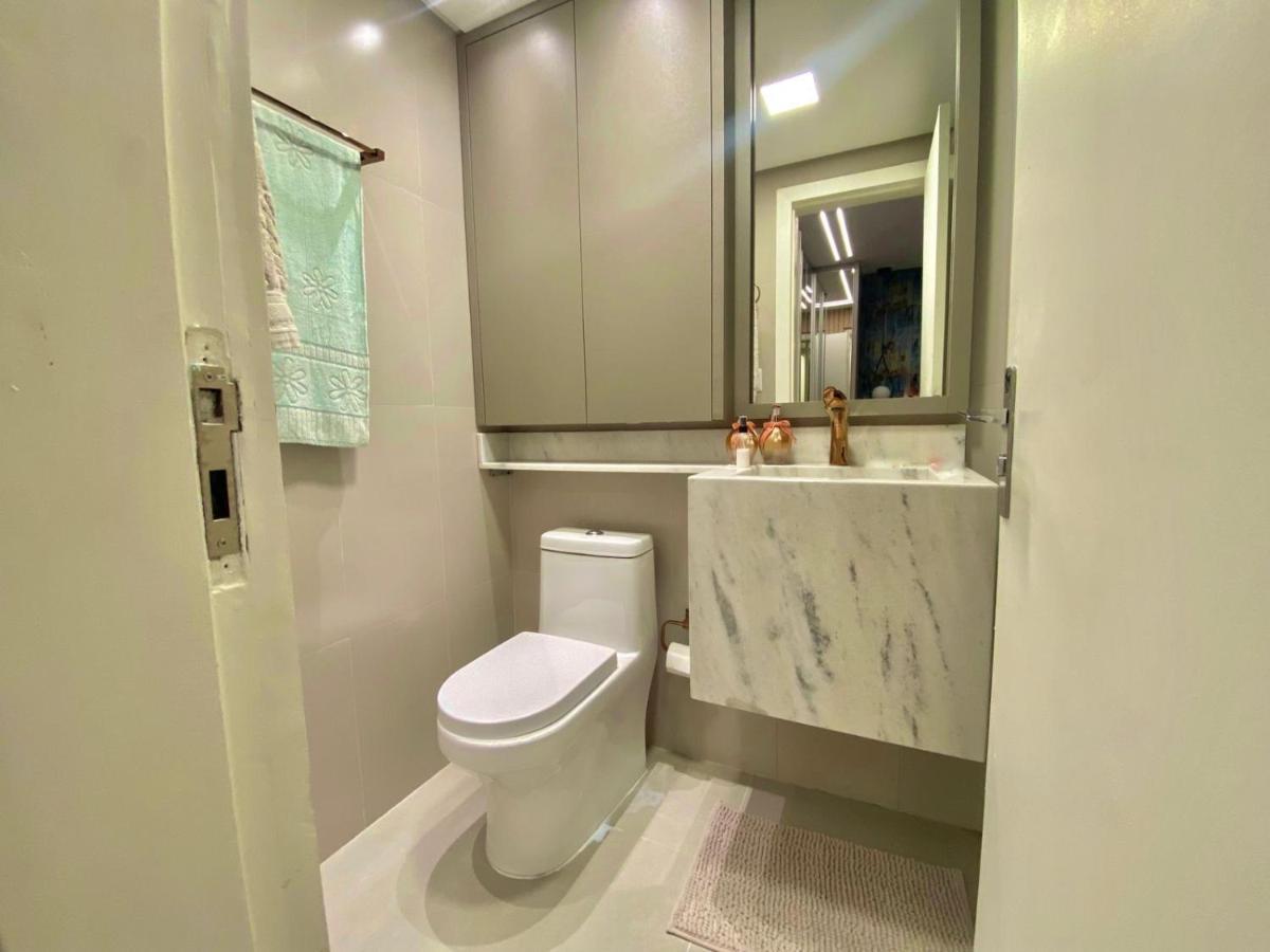 Apartamento Aconchegante E Moderno No Centro De Balneário Camboriú Exteriör bild